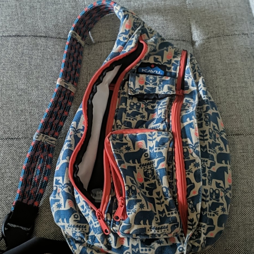 KAVU rope sling bag